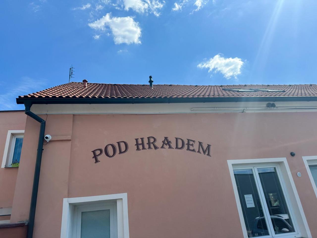 Apartman Pod Hradem Horšovský Týn Exteriör bild
