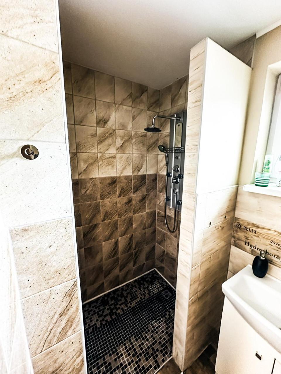 Apartman Pod Hradem Horšovský Týn Exteriör bild