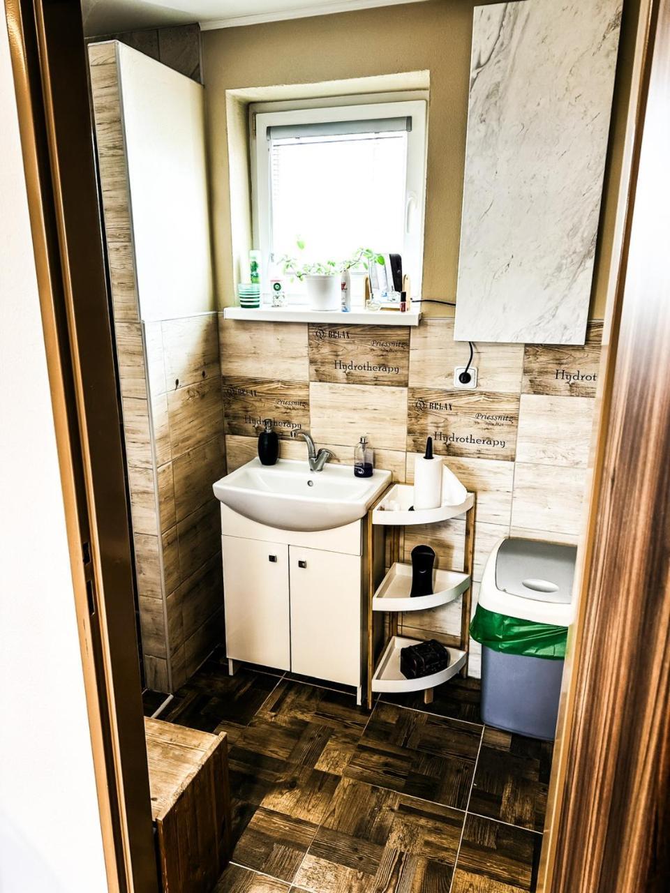 Apartman Pod Hradem Horšovský Týn Exteriör bild